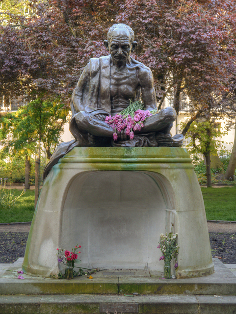 Mahatma Gandhi, Parliament Square